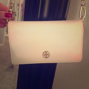Tory Burch** Emerson Chain wallet, NWOT